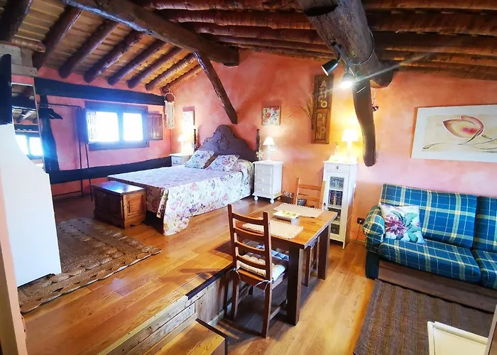 Apartment Atico Piron Adrada de Piron