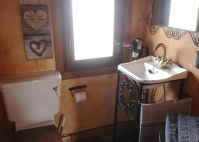 Atico Piron Apartment *